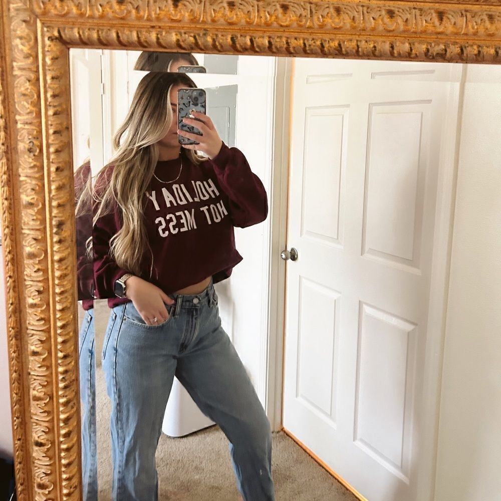 Holiday Sweatshirt ✨ 